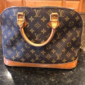 100% Authentic Louis Vuitton Alma
